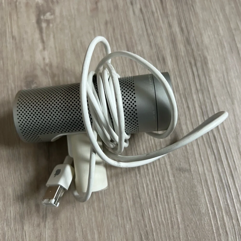 Apple iSight A1023 - Firewire Webcam Camera - UNTESTED